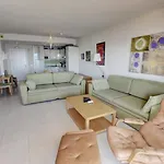 Deluxe Large Apartment Sea Views Benalbeach